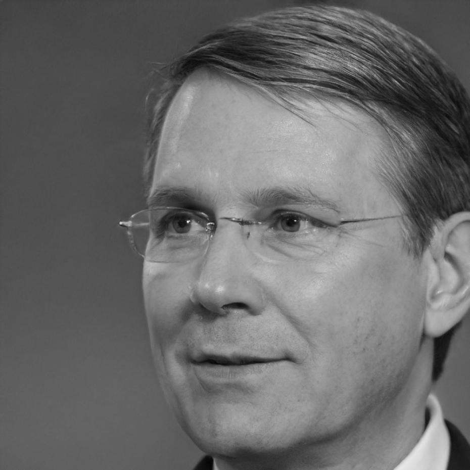 Chef Marcus Chen, Lead Culinary Instructor